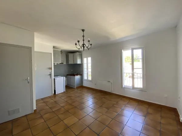 APPARTEMENT 2 PIECES RENOVE AVEC TERRASSE CASTELNAUDARY