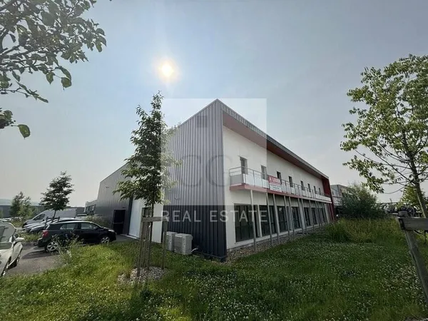 Local d'activité 475 m²