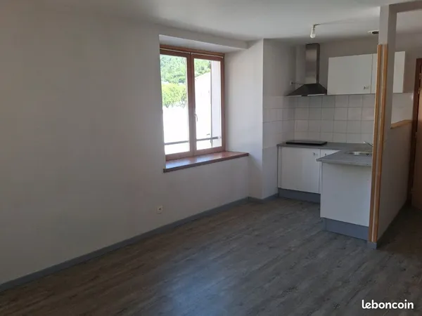 Appartement Location Tarascon-sur-Ariège 2p 33m² 430€