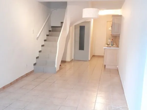 Loue maison de village T3 Puimisson