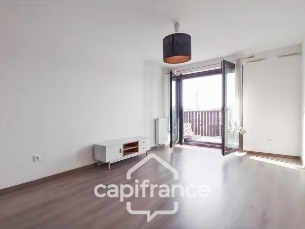 Quartier Chatrian/Centre-Gare-A vendre appartement 3 pièces-2chambres-balcon-parking en sous-sol-Lum