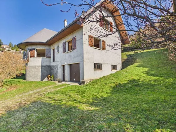 Maison de luxe 6 pièces 164 m²