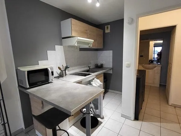 Appartement Location Salon-de-Provence 1p 31m² 574€