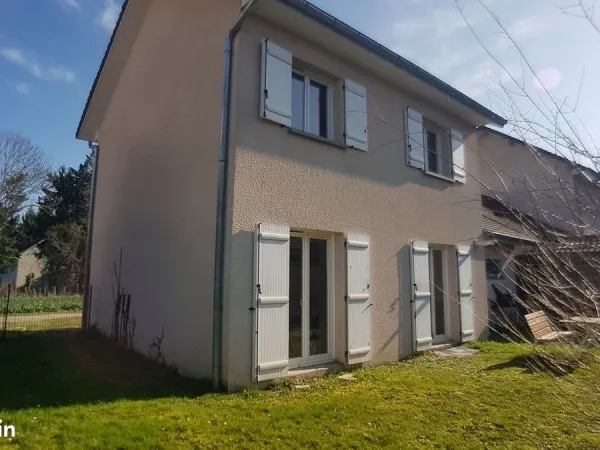 Maison environ 85m² proche commodités