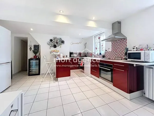 Maison 3 pièces 110 m²