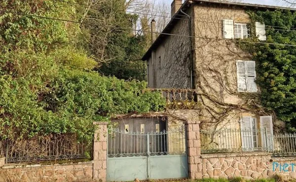 2 MAISONS environ 180m² ET 52m² + grenier, garages