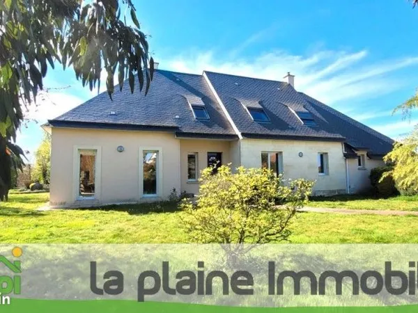 Maison 7 pièces 210 m²