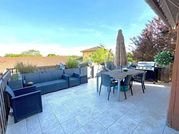 🏡 Maison familiale 138 m2 + T2 indépendant - Terrasse 30 m2 - Terrain 1 445 m2 - Calme absolu