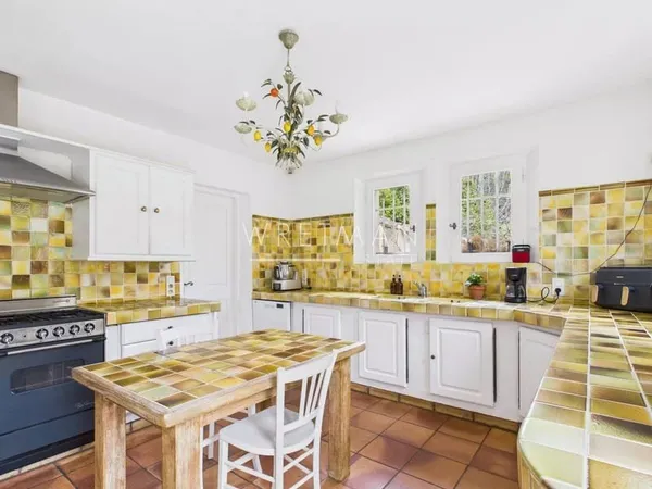 Villa Provencale avec piscine Roquefort les Pins