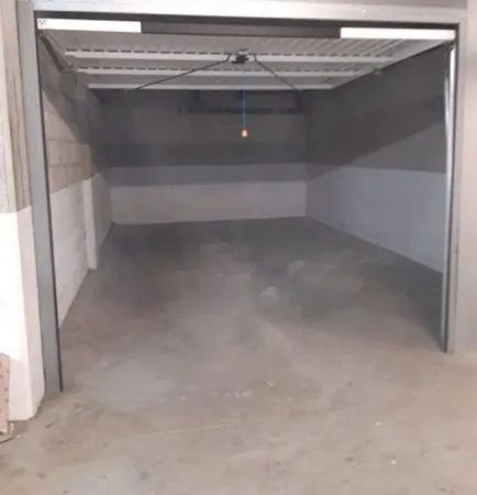 Location garage fermé Minime