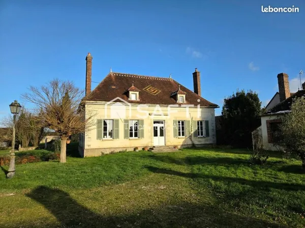 Maison 6 pièces 245 m²