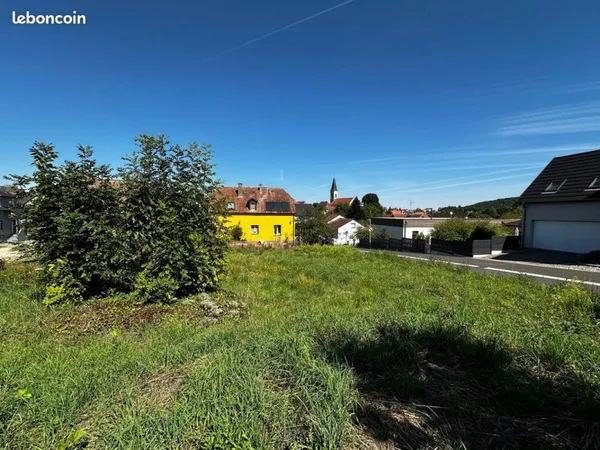 Terrain 600 m² Hochstatt