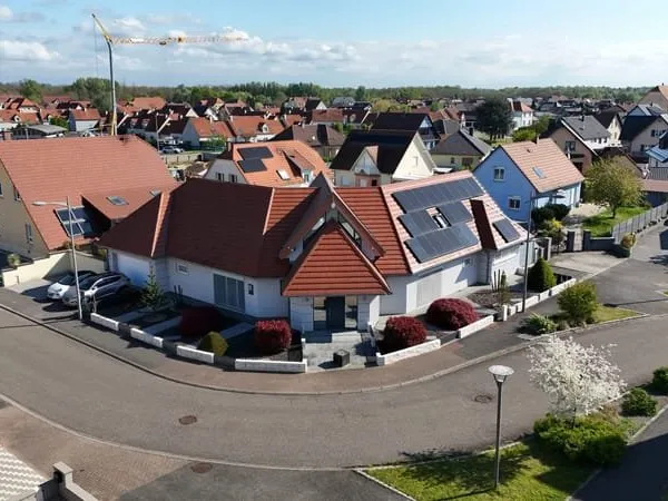 Maison d'exception aux volumes spectaculaires - Seltz