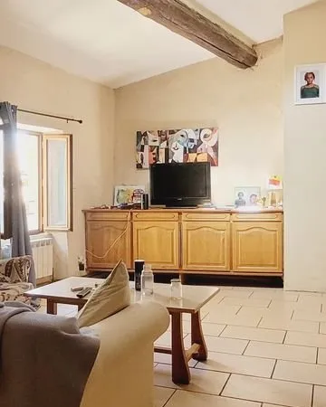 Maison de village atypique