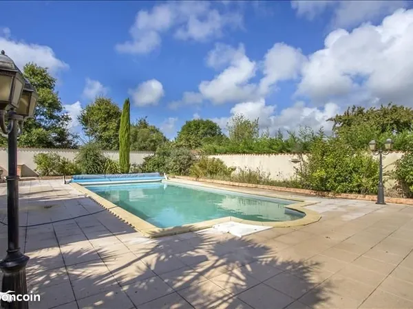 Maison 6 pièces 170 m²