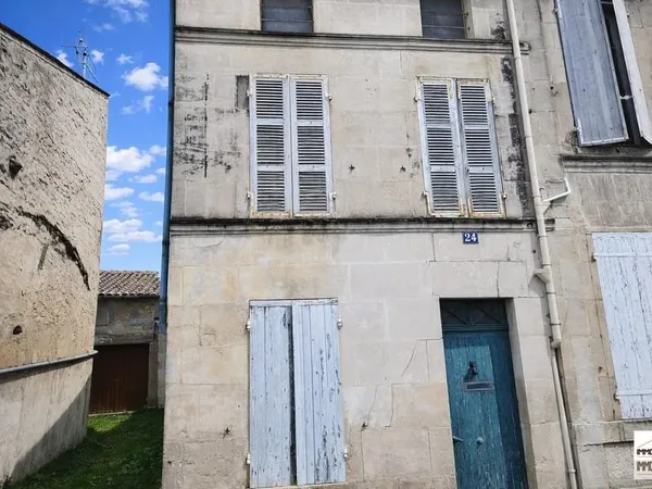 Achat : Maison Jarnac (16200)