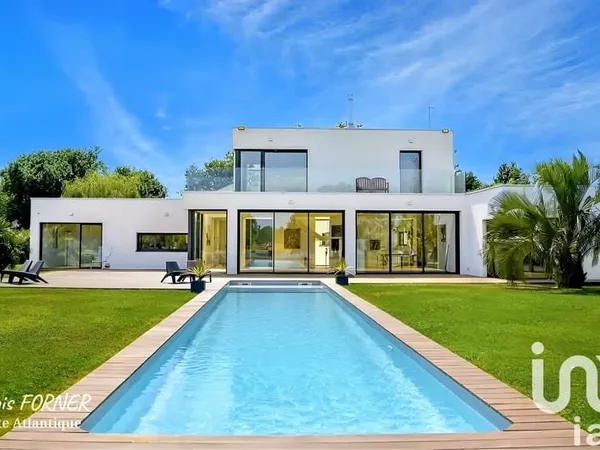 Vente Maison/villa 8 pièces