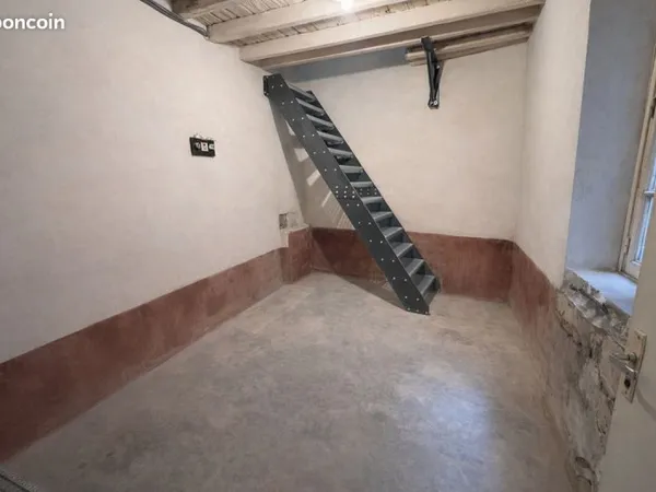 Location local de stockage / box / garage