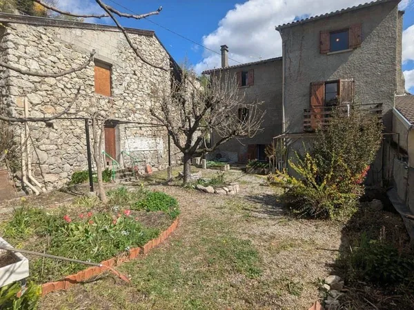 Maison 8 pièces 182 m²