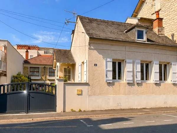 MAISON QUARTIER BRUNE