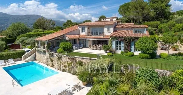 Manifique villas avec 4 chambres à louer à Saint-Paul-de-Vence - Domaine privé, vue mer