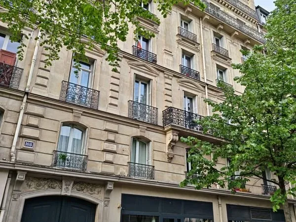 Appartement "coup de coeur" 80m2, 3 chambres, calme et soleil, vue dégagée