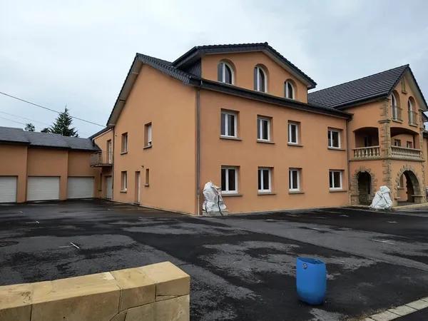 Appartement F2 avec grande terrasse à COSNES ET ROMAIN