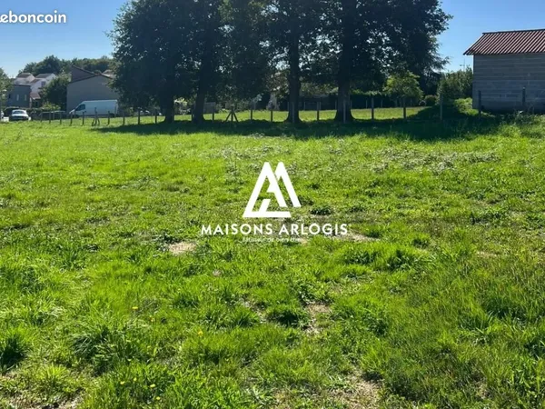 Terrain 606 m² Landouge