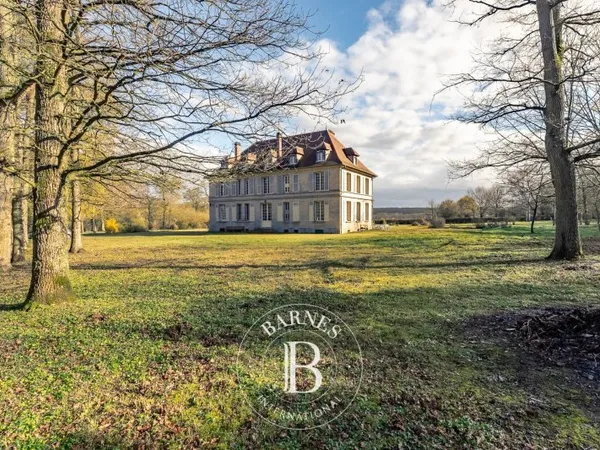 Maison de maître rénovée - Domaine de 1,3 hectare