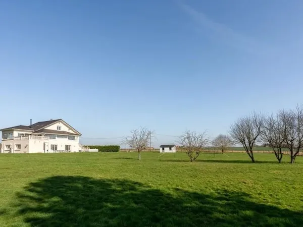 Maison 14 pièces 450 m²