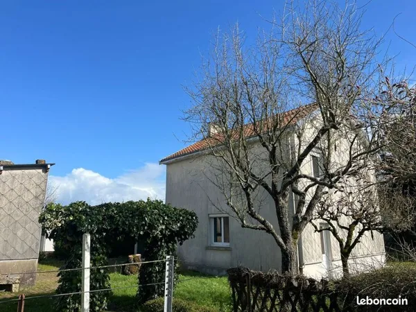 Maison familiale de 1962 à rafraichir
