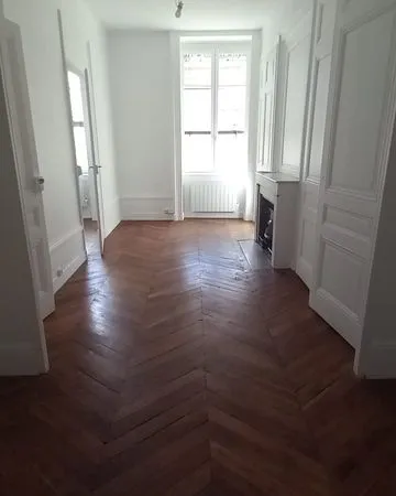 À louer Lyon 7 - Appartement 73 m² - 2 chambres