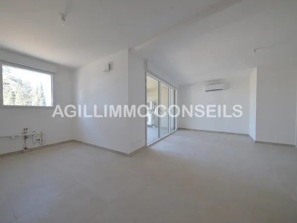Appartement T3 neuf en RDC avec terrasse