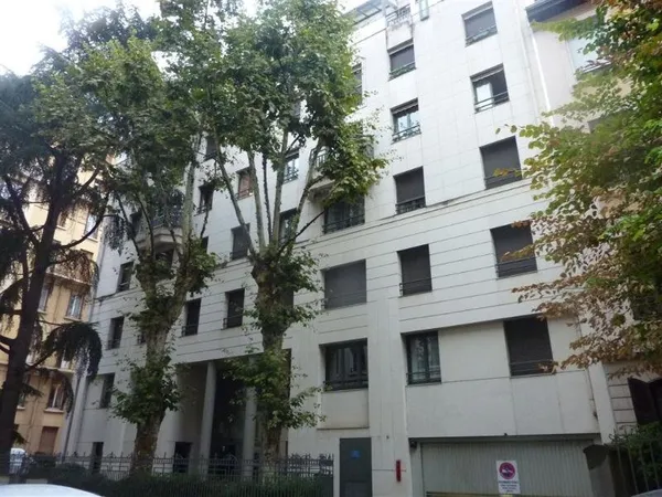Stationnement Location Lyon   190€