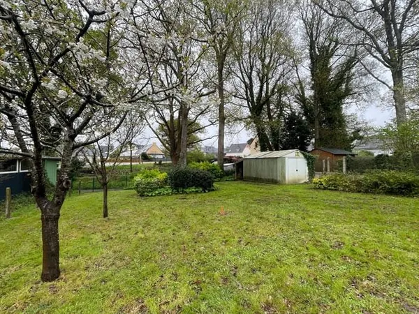 Terrain 443 m²
