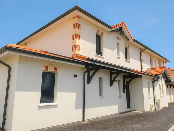 Gujan-Mestras - Élégante villa neuve construite- 2MN centre ville