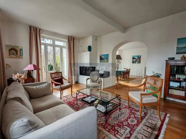Maison 6 pièces 141 m²