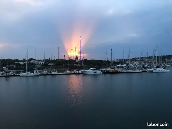 Location appartement vue sur les bateaux