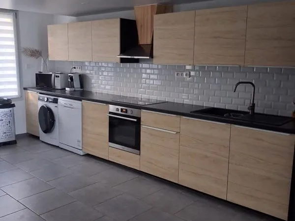 Maison refaite à neuve en 2022, 74m2, terrasse, parking