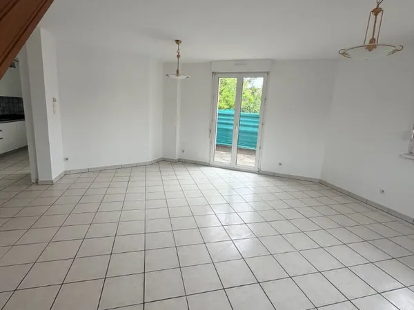 Maison LINGOLSHEIM 4 pièces 109m2
