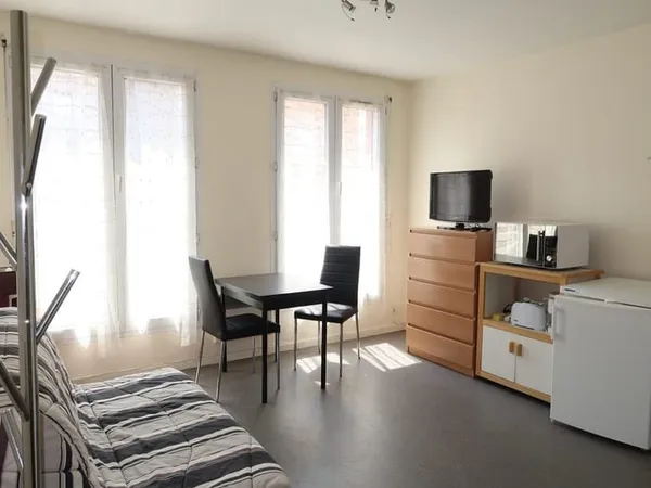Studio 1 pièce 19 m²