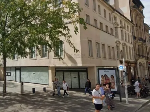 À Louer : Local Commercial Emplacement Prime - Rue Saint-Dizier, Nancy