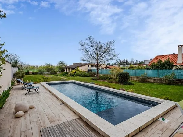 Maison Chassieu 4 pièce(s) 121 m2