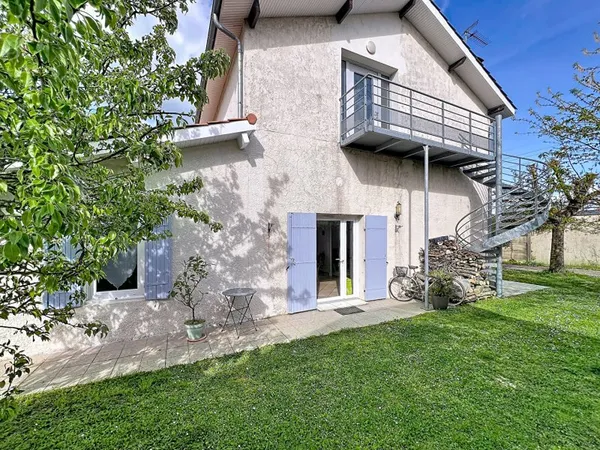 Appartement 3 pièces 99 m²