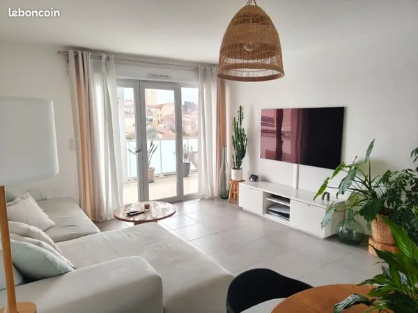 Chambre en colocation dans appartement neuf
