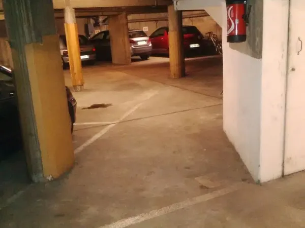 Parking deux roues place saint sernin hypercentre