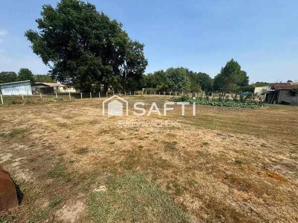 1528 m² de liberté entre océan et campagne à Vensac.