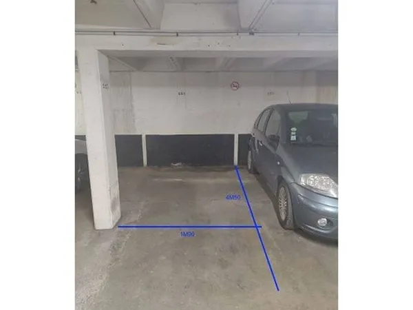 Parking 9 m²