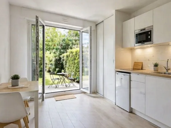 OPPORTUNITÉ À RIS-ORANGIS ! T1 28 M² AVEC JOLI JARDIN