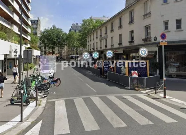 Local commercial 18 m²